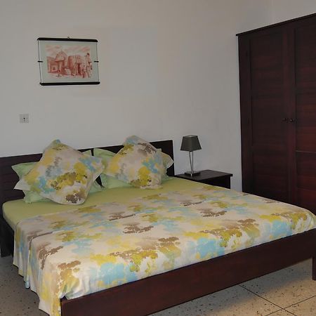 Best View Bed & Breakfast Lome Exterior photo